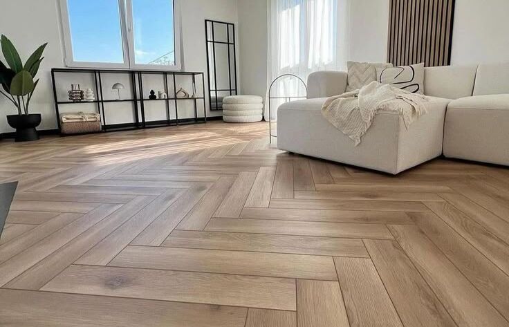 راهنمای جامع لمینت کف؛ مزایا، معایب و نحوه نصب