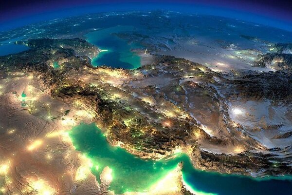 معمای توسعه در ایران از رؤیای ناتمام تا ضرورت بازآفرینی؛ نخستین انحراف