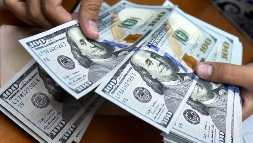 قیمت پایانی دلار، یورو و سایر ارزها امروز ۲۴ بهمن/دلار با کانال ۱۵۰ هزار تومان برمی‌گردد؟
