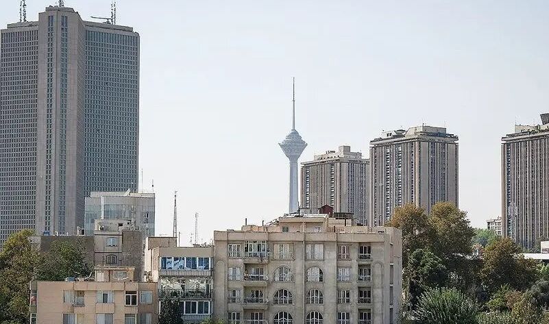 پیش‌بینی مهم نایب رییس اتحادیه املاک درباره قیمت مسکن در اردیبهشت سال آینده/ الان خانه بخریم بهتر است یا صبر کنیم؟
